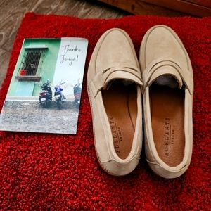 Adelante The Sofía traditional penny loafer